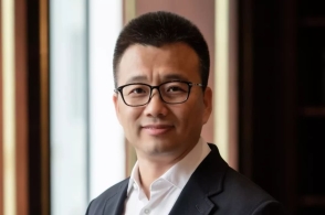 夜露是不是适配最众军火的铁汉